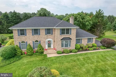 140 Honora Dr, Bear, DE 19701