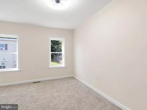 Bedroom - 1004 Wright St, Wilmington, DE 19805 photo 2 of 2