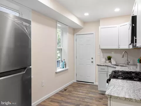 Kitchen - 1004 Wright St, Wilmington, DE 19805 photo 2 of 2