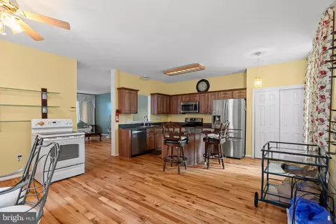 Kitchen - 77 Mahopac Dr, Bear, DE 19701 photo 1 of 4