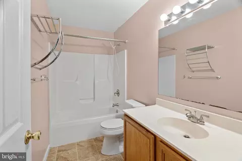 Bath - 77 Mahopac Dr, Bear, DE 19701 photo 1 of 3