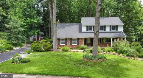 101 Maplewood Ln, Wilmington, DE 19810