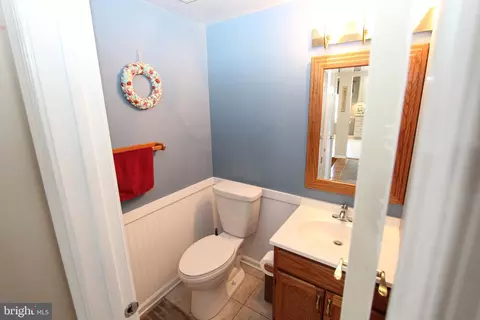 Bath - 18 Regal Ct, Bear, DE 19701 photo 1 of 3