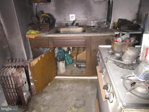 Kitchen - 539 E 35th St, Wilmington, DE 19802 photo 1 of 1