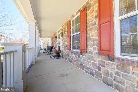 Exterior - 253 Wickerberry Dr, Middletown, DE 19709 photo 6 of 12