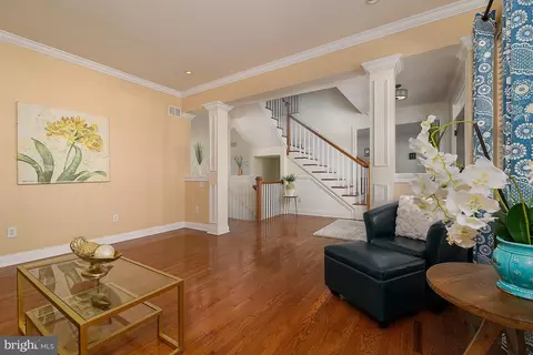 Living - 253 Wickerberry Dr, Middletown, DE 19709 photo 2 of 9