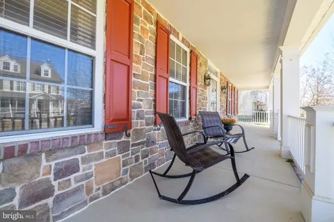 Exterior - 253 Wickerberry Dr, Middletown, DE 19709 photo 7 of 12