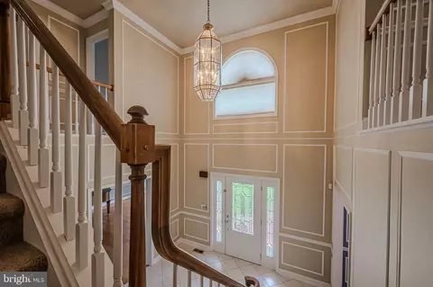 Entry Way - 305 E Bartram Ln E, Hockessin, DE 19707 photo 8 of 11
