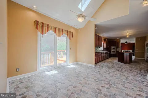 Entry Way - 305 E Bartram Ln E, Hockessin, DE 19707 photo 7 of 11