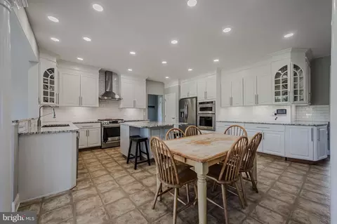 Kitchen - 518 Schooner Ct, Newark, DE 19702 photo 1 of 6