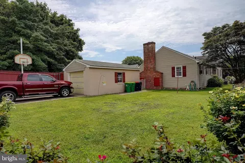 Exterior - 107 E Green St, Middletown, DE 19709 photo 8 of 11