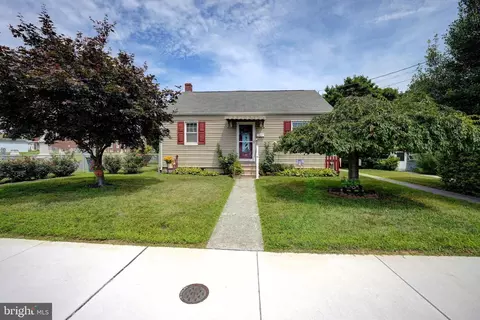 Exterior - 107 E Green St, Middletown, DE 19709 photo 2 of 11