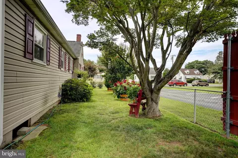 Exterior - 107 E Green St, Middletown, DE 19709 photo 10 of 11
