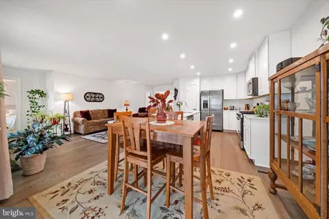 Dining - 277 Anglesey Dr, Middletown, DE 19709 photo 1 of 3