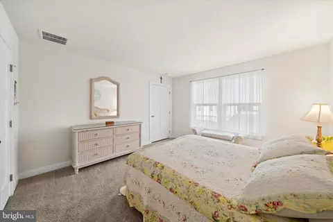 Bedroom - 277 Anglesey Dr, Middletown, DE 19709 photo 2 of 4