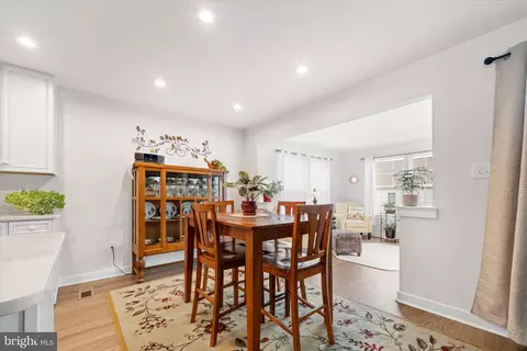 Dining - 277 Anglesey Dr, Middletown, DE 19709 photo 2 of 3