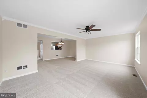 Living - 509 Aidone Dr, Middletown, DE 19709 photo 3 of 5