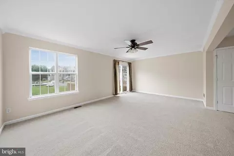 Living - 509 Aidone Dr, Middletown, DE 19709 photo 4 of 5