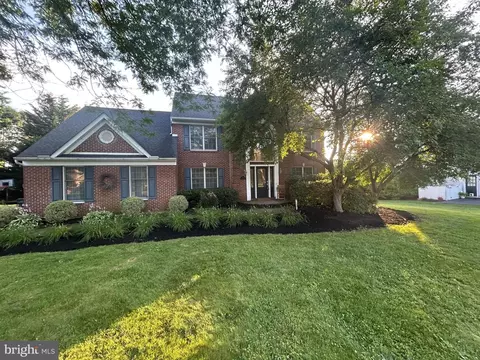 10 Revelstone Dr, Newark, DE 19711
