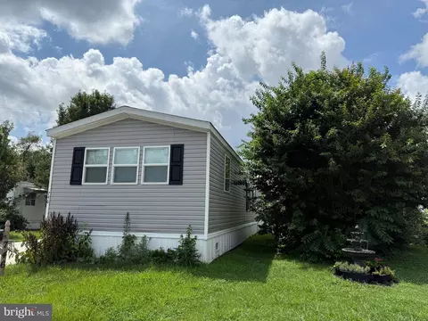 746 8th Ave #461, Wilmington, DE 19808