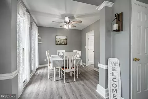 Dining - 9 E Hawthorne Dr, Newark, DE 19702 photo 1 of 2