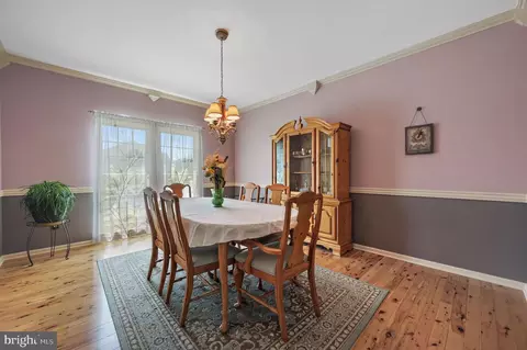 Dining - 16 E Shakespeare Dr, Middletown, DE 19709 photo 2 of 4