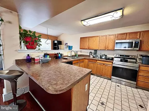 Kitchen - 326 Marldale Dr, Middletown, DE 19709 photo 1 of 3