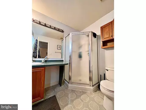 Bath - 326 Marldale Dr, Middletown, DE 19709 photo 1 of 2