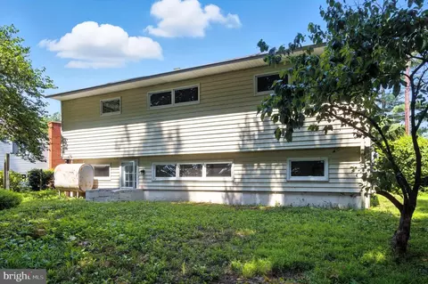 Exterior - 47 Carole Rd, Newark, DE 19713 photo 2 of 4
