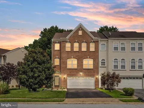 1 Jasmine Dr, Bear, DE 19701