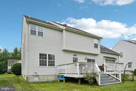 Exterior - 22 Dalton Dr, Newark, DE 19702 photo 8 of 9