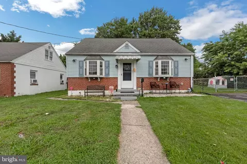2307 Henlopen Ave, Wilmington, DE 19804