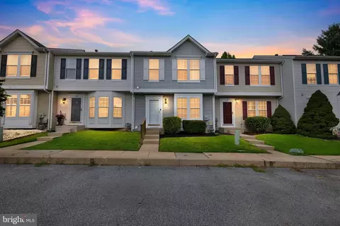 17 E Shetland Ct, Newark, DE 19711