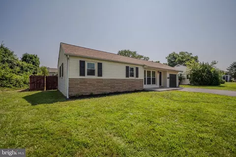 1 Glendale Blvd, Newark, DE 19702