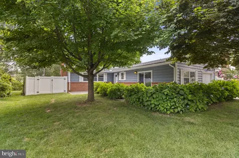 2638 Drayton Dr, Wilmington, DE 19808
