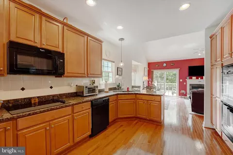 69 Devalinder Dr, Newark, DE 19702 photo 11