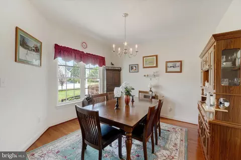 69 Devalinder Dr, Newark, DE 19702 photo 5