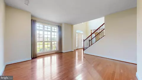Living - 101 Wedge Ct, Townsend, DE 19734 photo 5 of 5