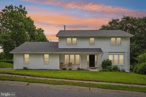11 Kenwick Rd, Hockessin, DE 19707