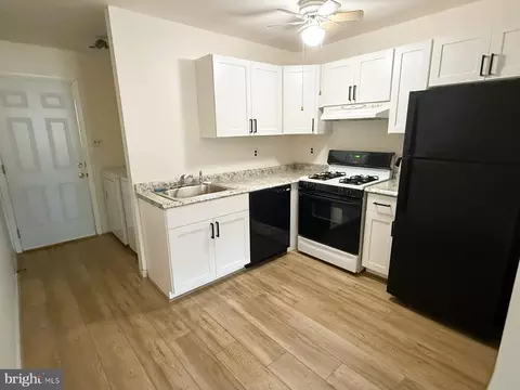 Kitchen - 754 Red Clay Dr, Bear, DE 19701 photo 2 of 2