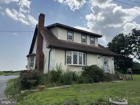 108 Middleboro Rd, Wilmington, DE 19804