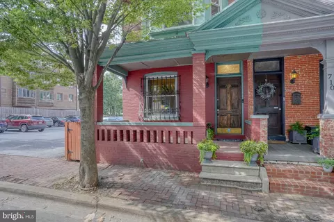 708 W 11th St, Wilmington, DE 19801
