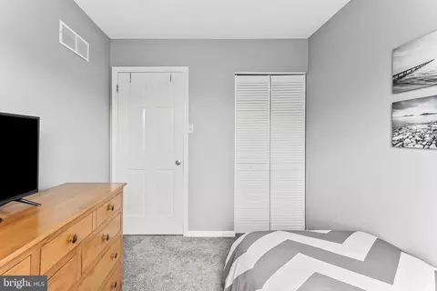 Bedroom - 3 E Perpen Ct, Newark, DE 19702 photo 4 of 6