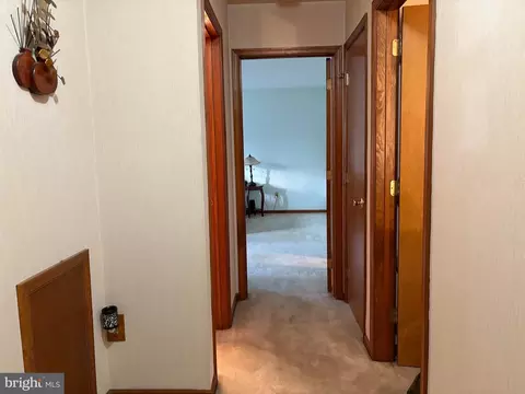 Entry Way - 6 E Kapok Dr, Newark, DE 19702 photo 3 of 3