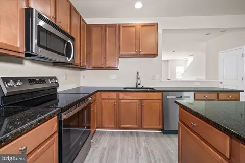 Kitchen - 26 Munro Rd, Newark, DE 19711 photo 1 of 5