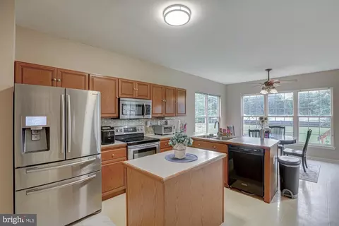 Kitchen - 603 Cheswick Ct, Middletown, DE 19709 photo 4 of 5