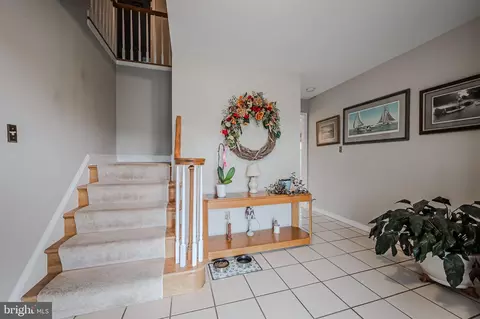 Entry Way - 317 Manubay Ct, Bear, DE 19701 photo 3 of 7