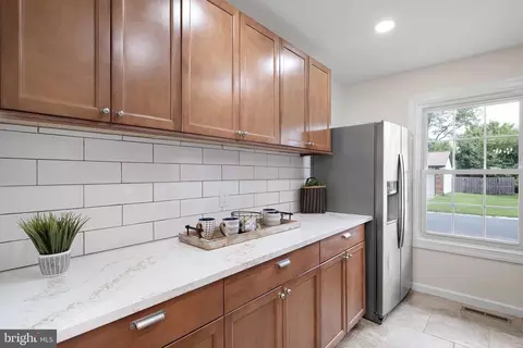 Kitchen - 13 Iris Ln, Newark, DE 19702 photo 2 of 2