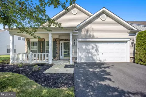310 Sentinel Ln, Newark, DE 19702