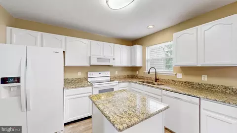 229 Pavin Ct, Newark, DE 19702 photo 11